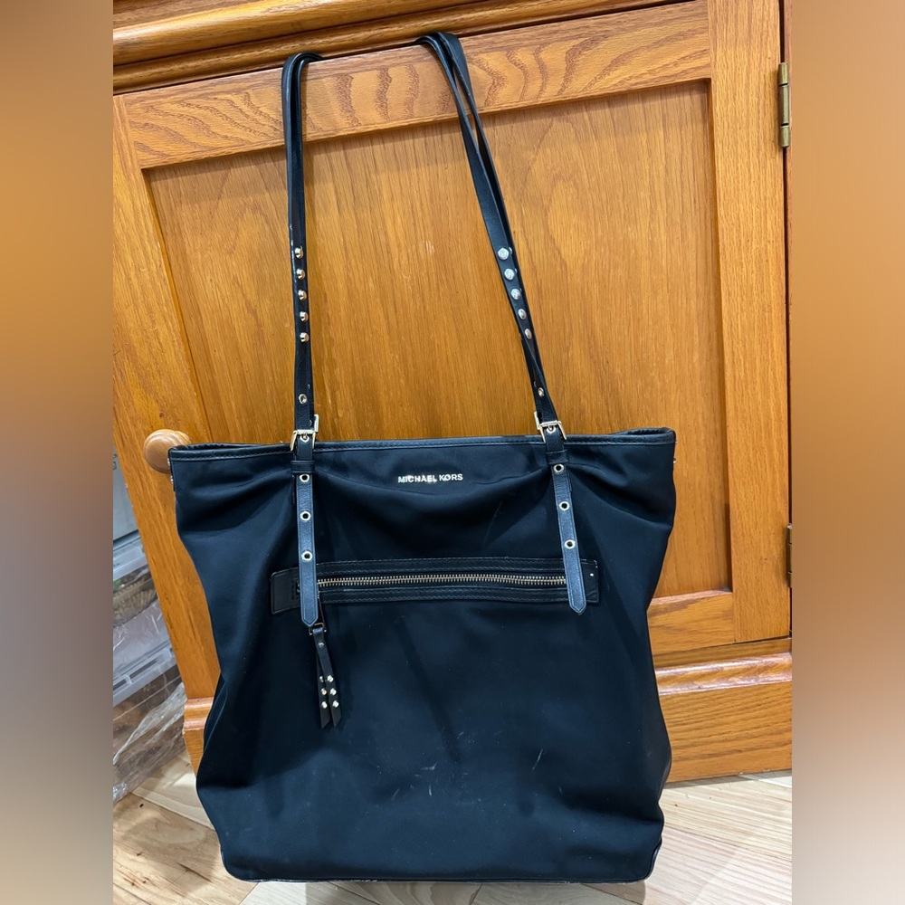 Authentic Michael Kors Leila Black with silver hardware Large Nylon Tote Bag